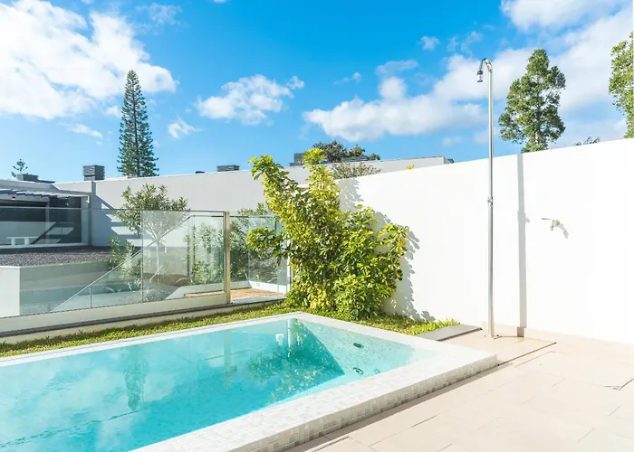 Acqua By Atlantic * Panasqueira (Madeira)